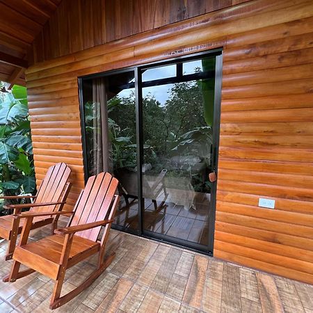 Arenal Rustic Lodge ラ・フォルトゥナ エクステリア 写真