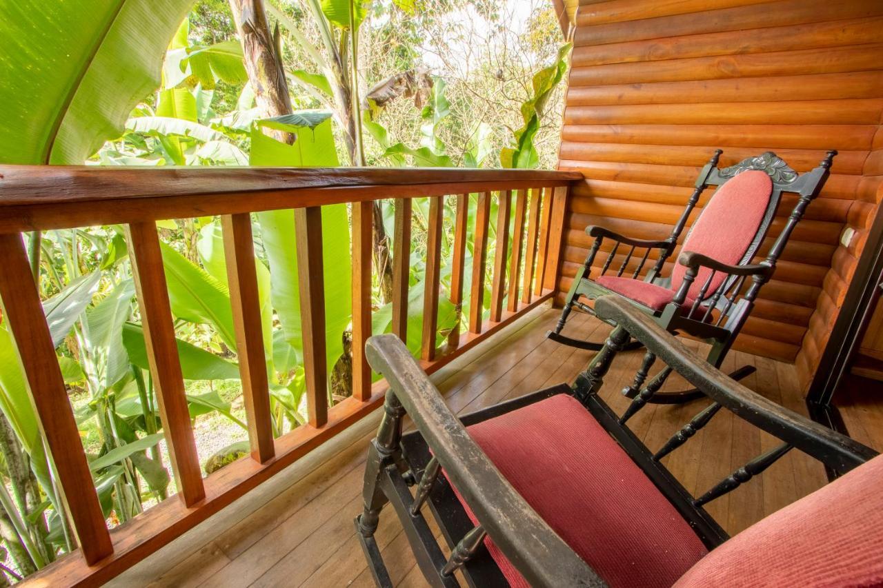 Arenal Rustic Lodge ラ・フォルトゥナ エクステリア 写真