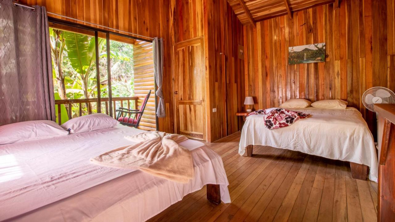 Arenal Rustic Lodge ラ・フォルトゥナ エクステリア 写真