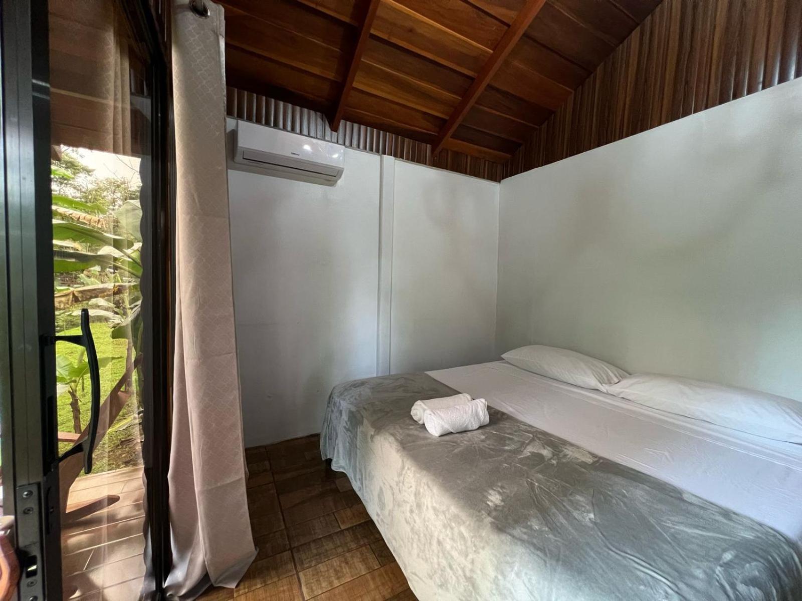 Arenal Rustic Lodge ラ・フォルトゥナ エクステリア 写真
