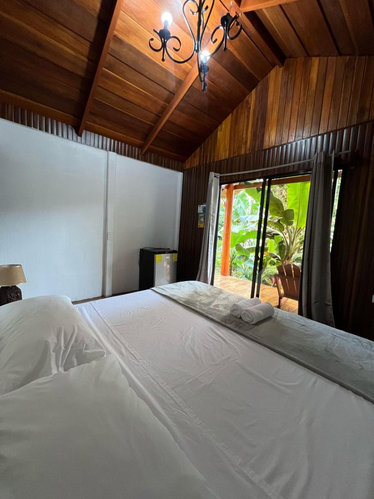 Arenal Rustic Lodge ラ・フォルトゥナ エクステリア 写真